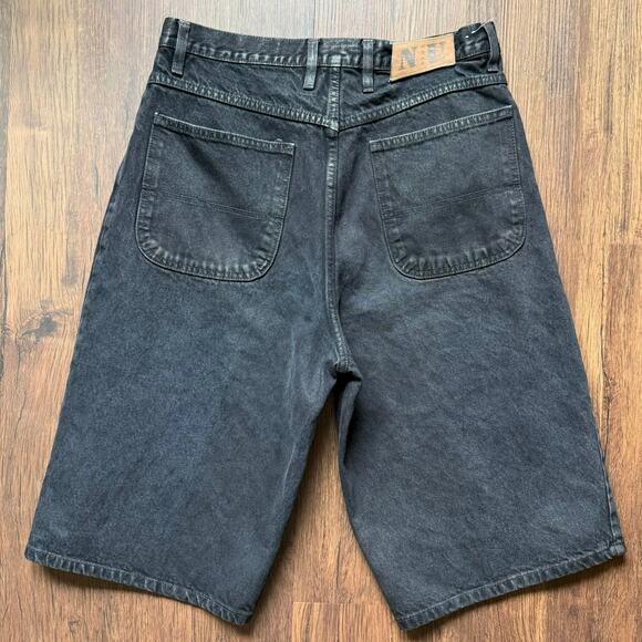 NU Wear Black Denim Jean Shorts Size 33 Coated Skater Streetwear - Picture 3 of 7